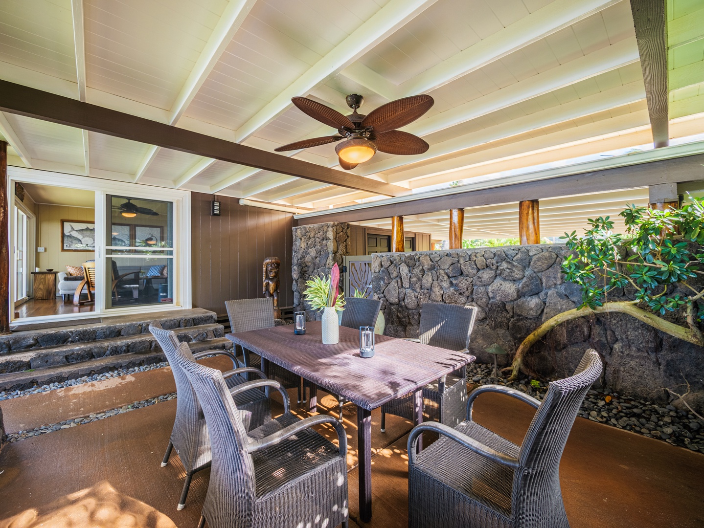 Haleiwa Vacation Rentals, Sunset Point Hawaiian Beachfront** - Lanai furniture for alfresco dining option.