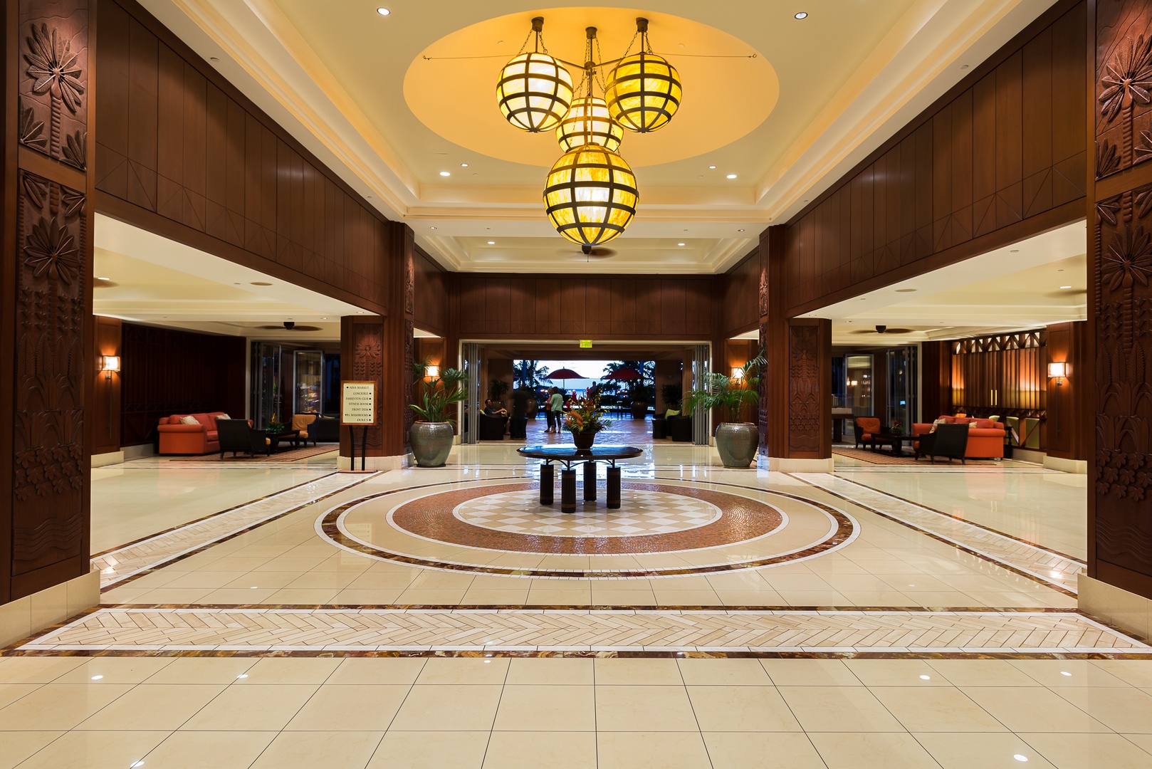Lahaina Vacation Rentals, Honua Kai Konea 206 - Honua Kai Konea 206’s lobby welcomes you with island warmth.