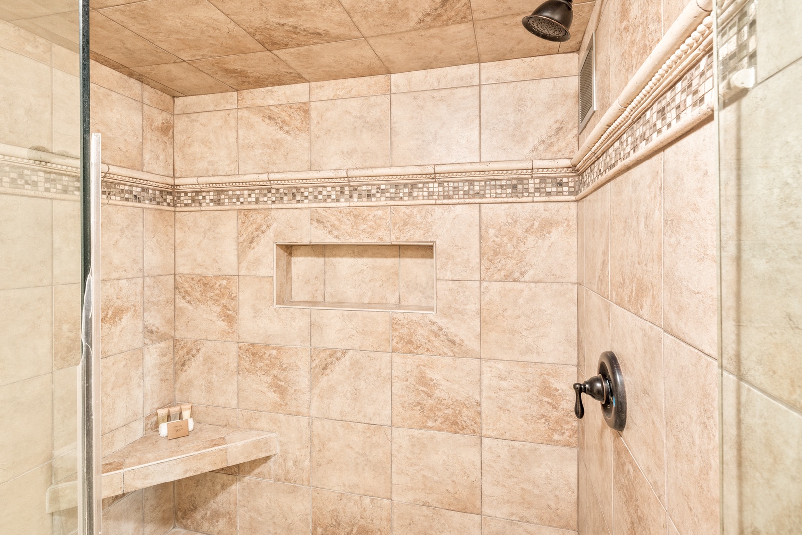 Lahaina Vacation Rentals, Mahana 608 - Beautiful walk in shower