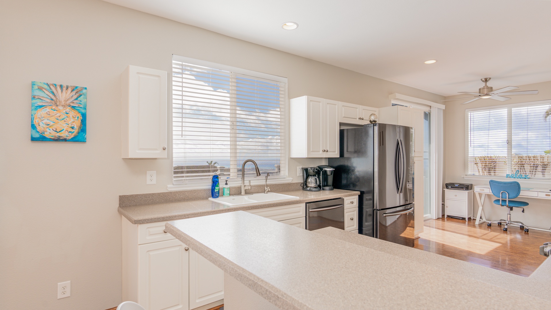 Kapolei Vacation Rentals, Makakilo Elele 48 - Breakfast bar for quick meals or entertainment.