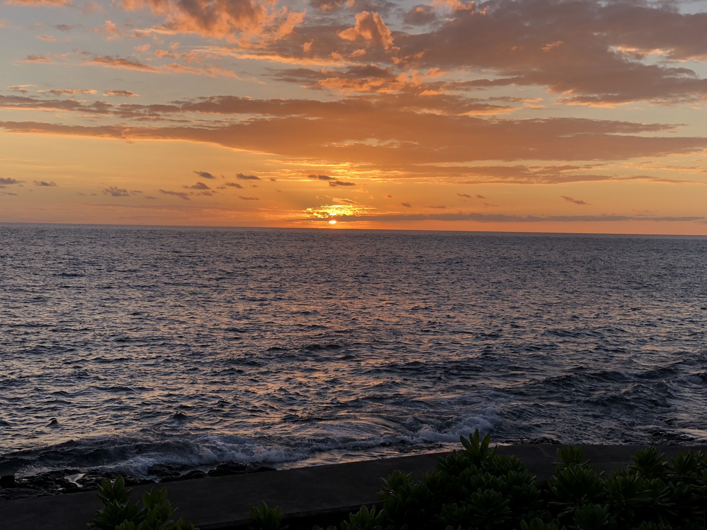 Kailua Kona Vacation Rentals, Hoku'Ea Hale - Sunsets every evening from your lanai!