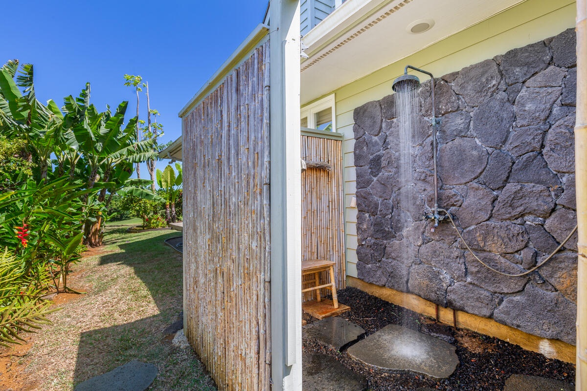 Princeville Vacation Rentals, Hokulani Villa - Enjoy the outdoor shower!