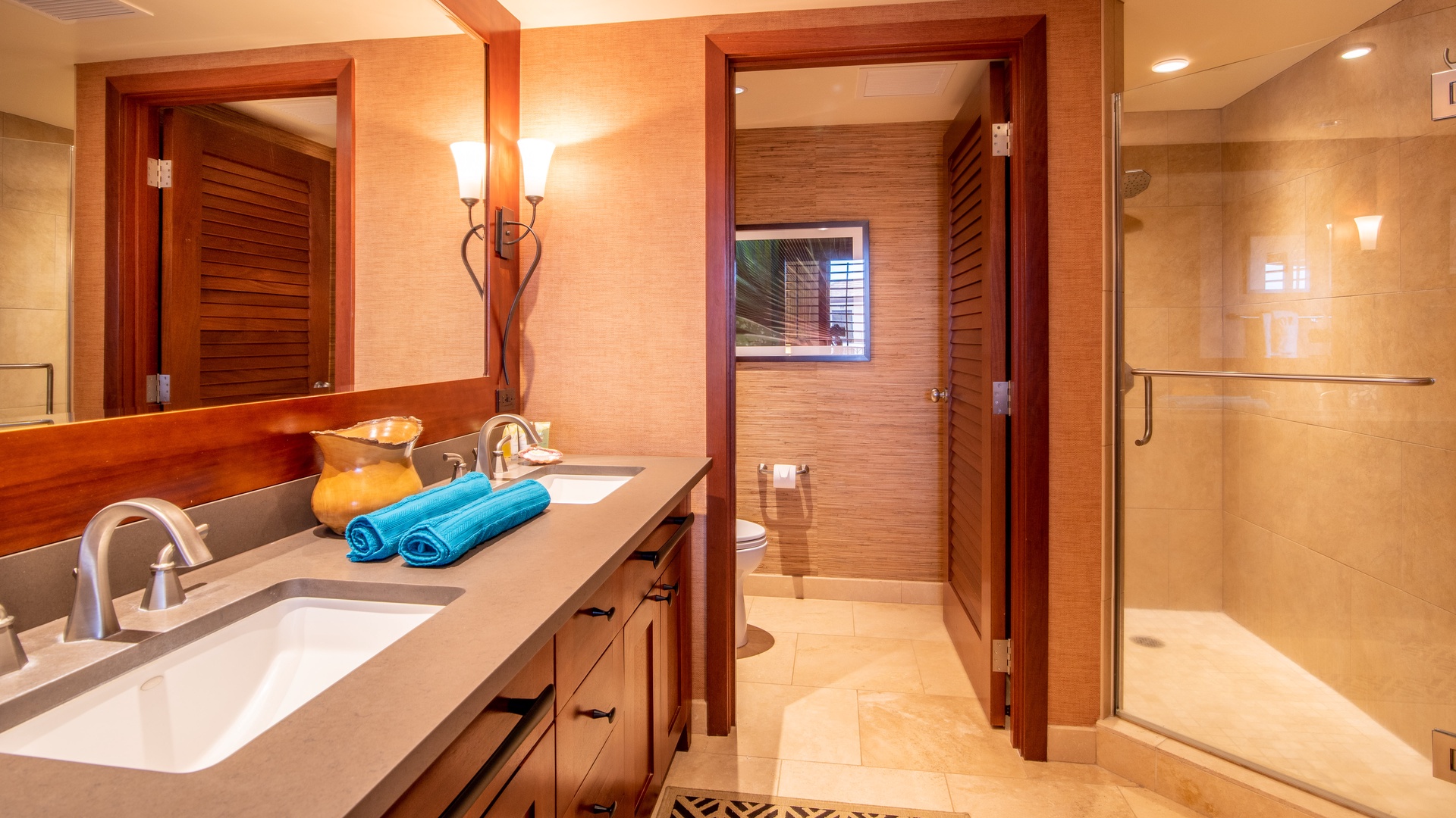Kapolei Vacation Rentals, Ko Olina Beach Villas O1111 - The primary guest bathroom with a double vanity.