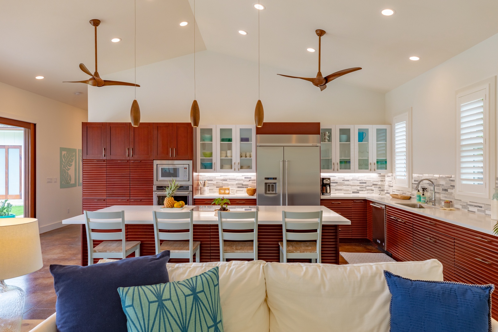 Kailua Vacation Rentals, Lanikai Breeze - Kitchen