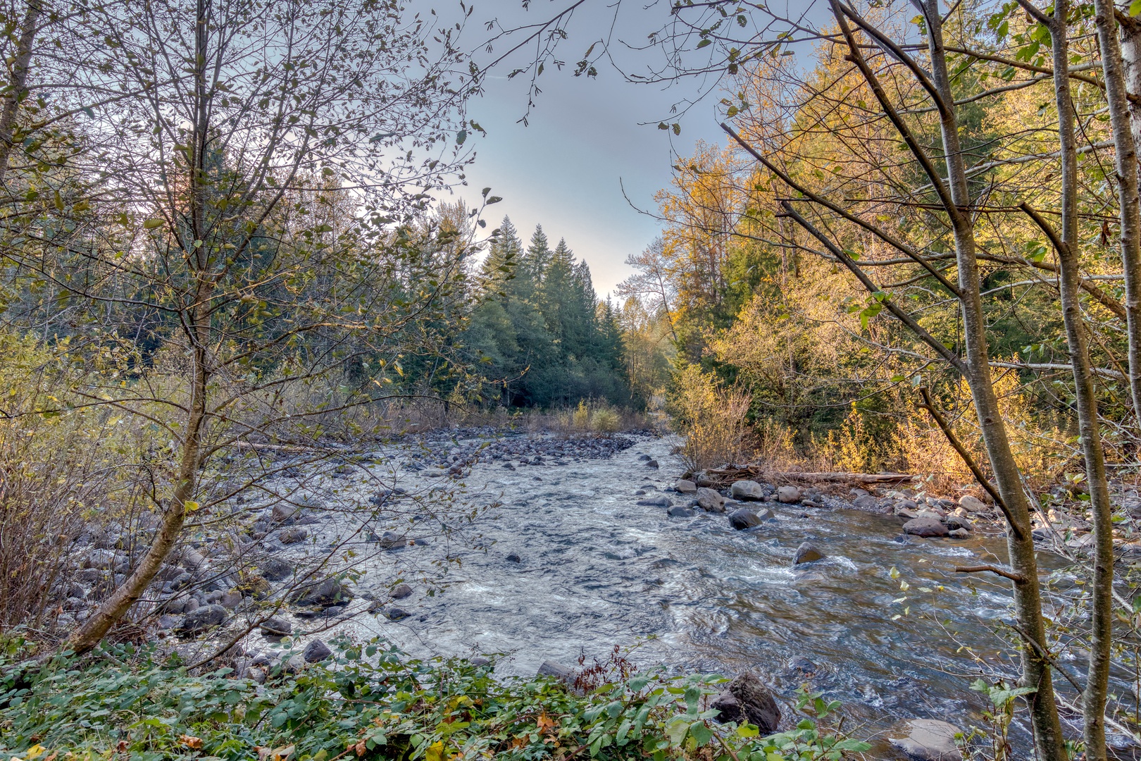 Rhododendron Vacation Rentals, Riverbend Cabin #1 - Zig zag river