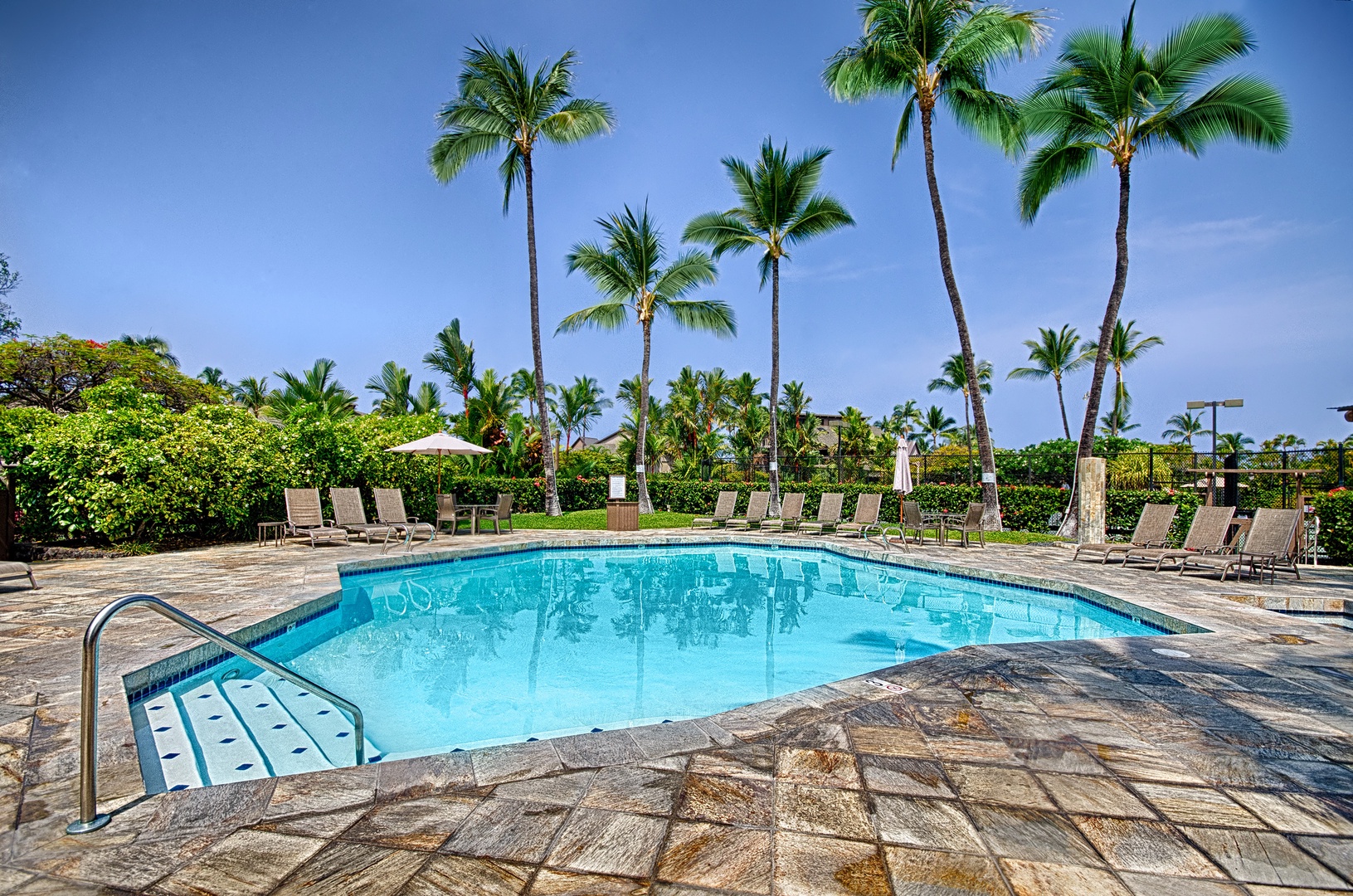 Kailua Kona Vacation Rentals, Kanaloa at Kona 701 - One of three pools