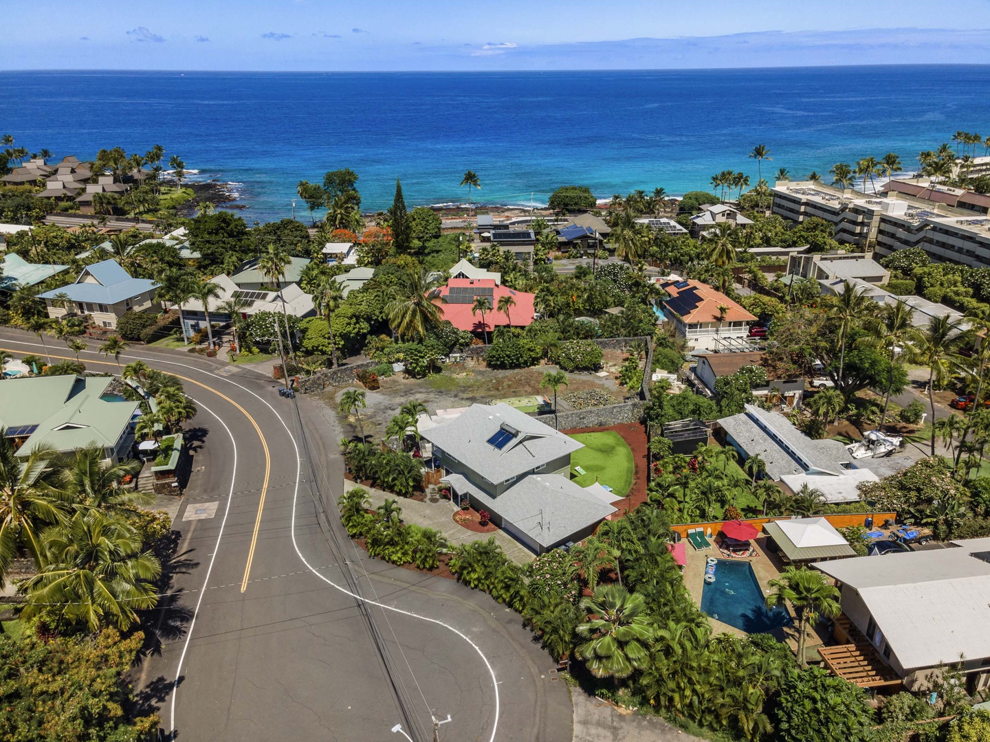 Kailua Kona Vacation Rentals, Hale A Kai - Property located in a cul-de sac less than 5 minutes from Magic Sands Beach!