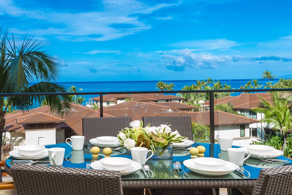 Wailea Vacation Rentals, Aqua Lani J305 at Wailea Beach Villas* - Covered Ocean View Terrace Spacious Outdoor Dining