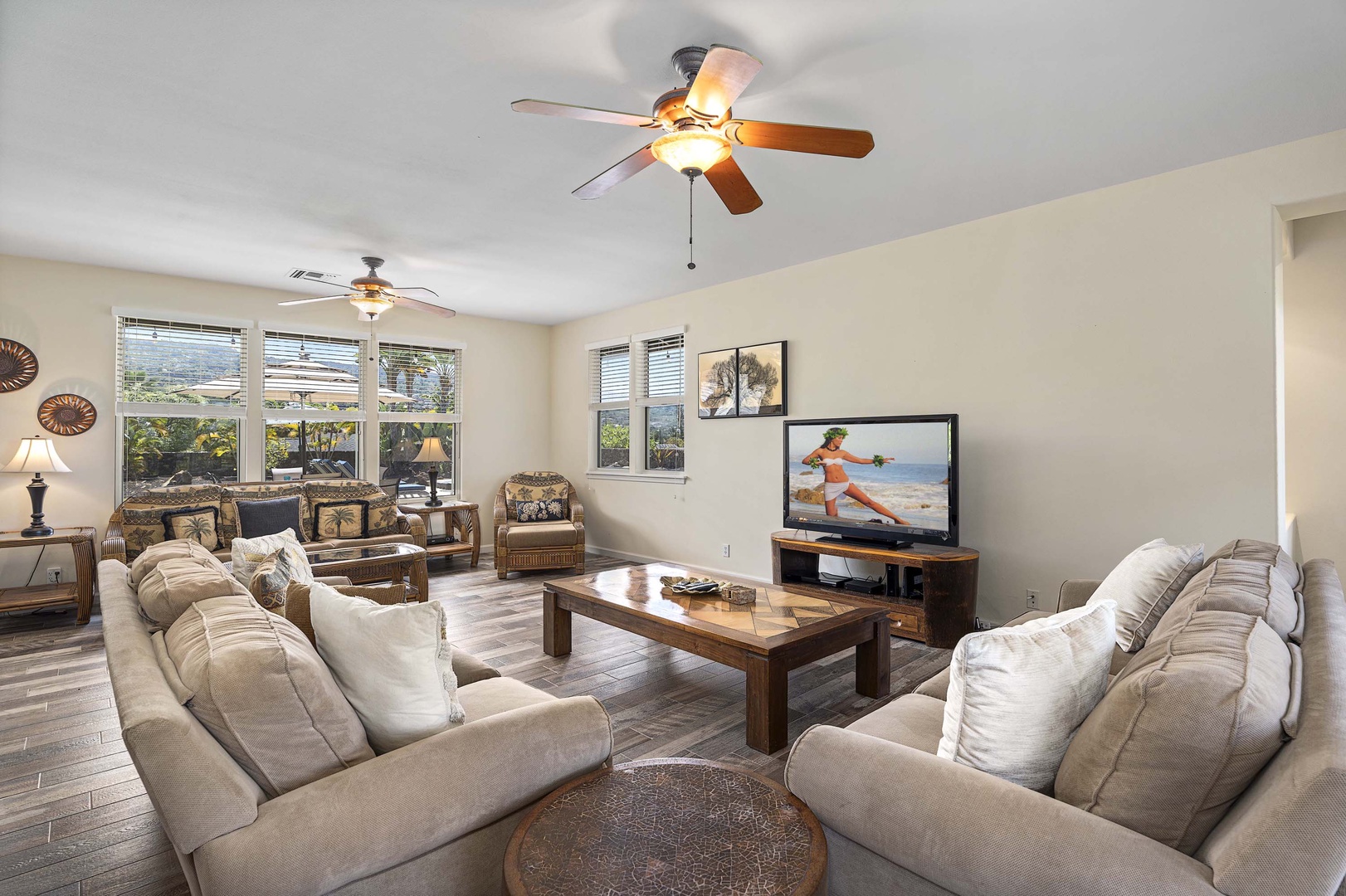 Kailua Kona Vacation Rentals, Kahakai Estates Hale - Experience grandeur in the spacious great room, the heart of the home.