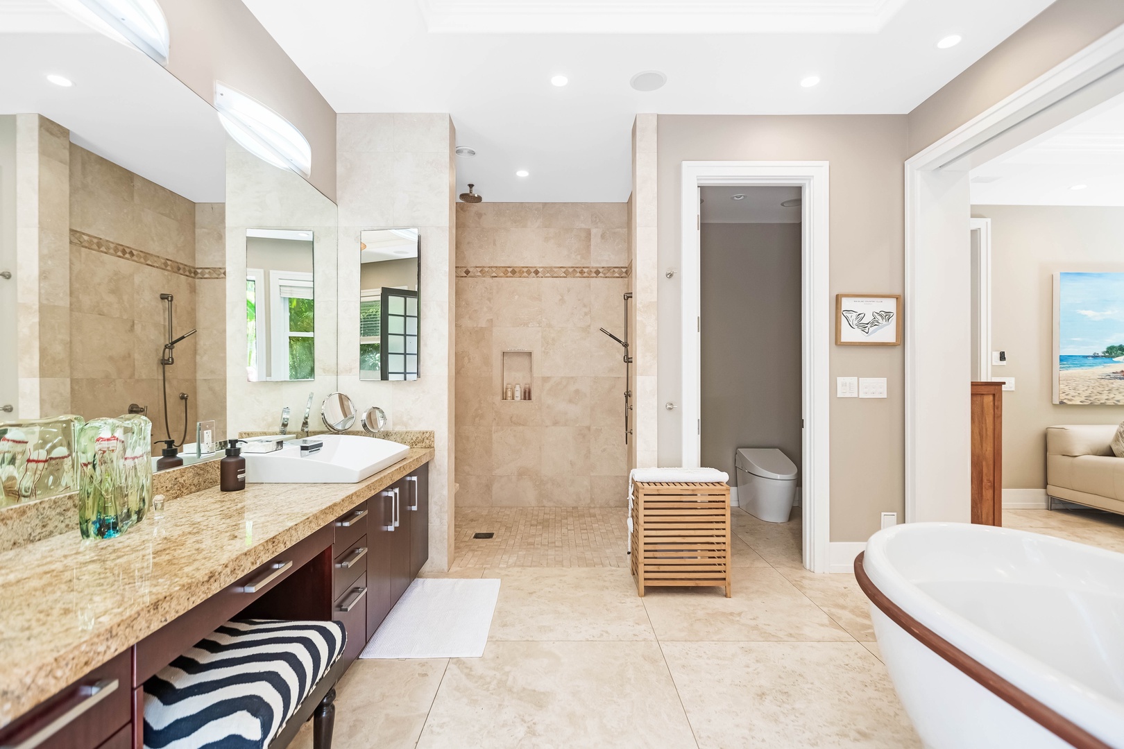 Honolulu Vacation Rentals, Pili Pono - Spacious en-suite bath with large shower and dual vanity.
