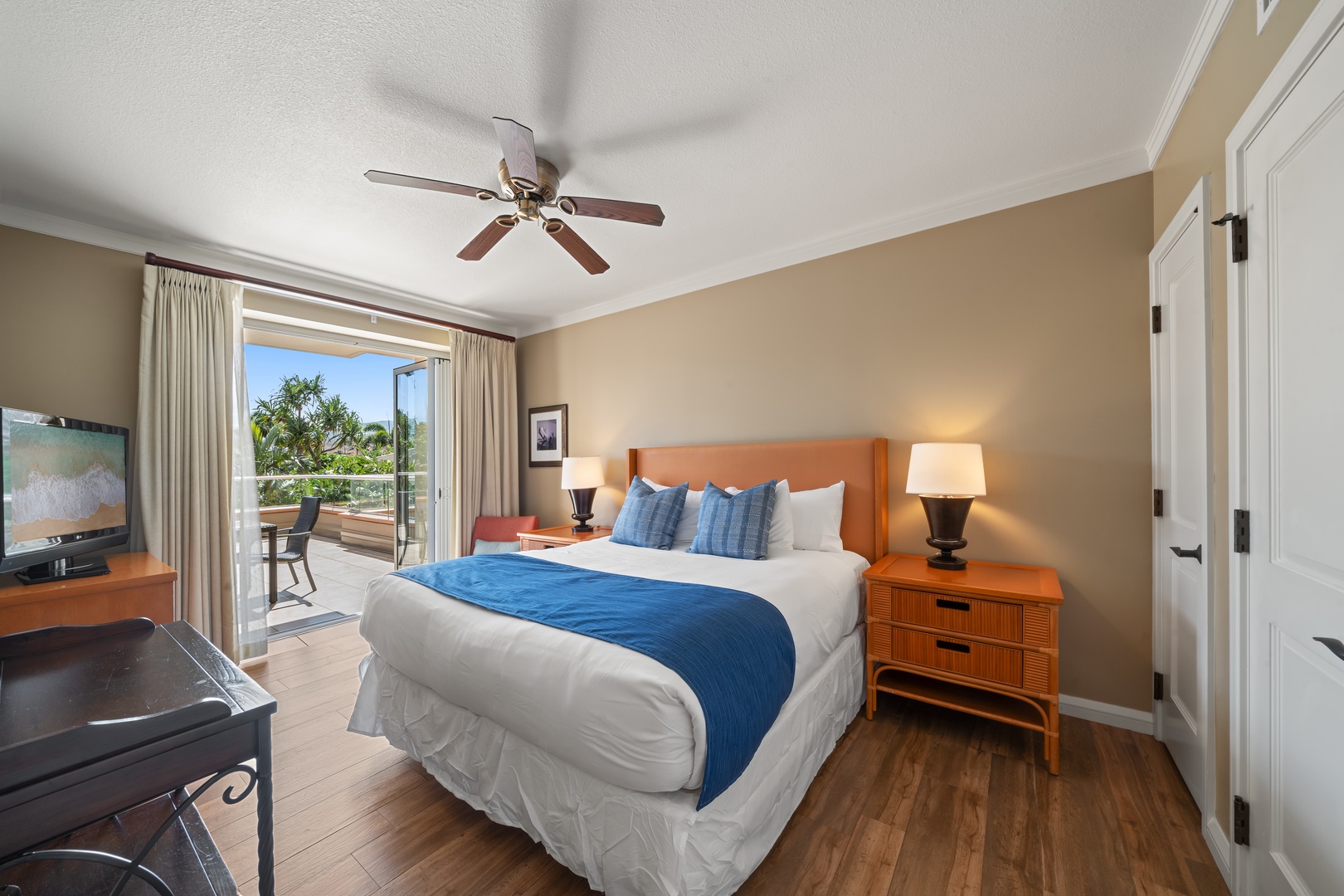 Lahaina Vacation Rentals, Honua Kai Konea 230 - Chic and inviting, the living space at Honua Kai Konea 230 features cozy seating and easy lanai access for alfresco moments.