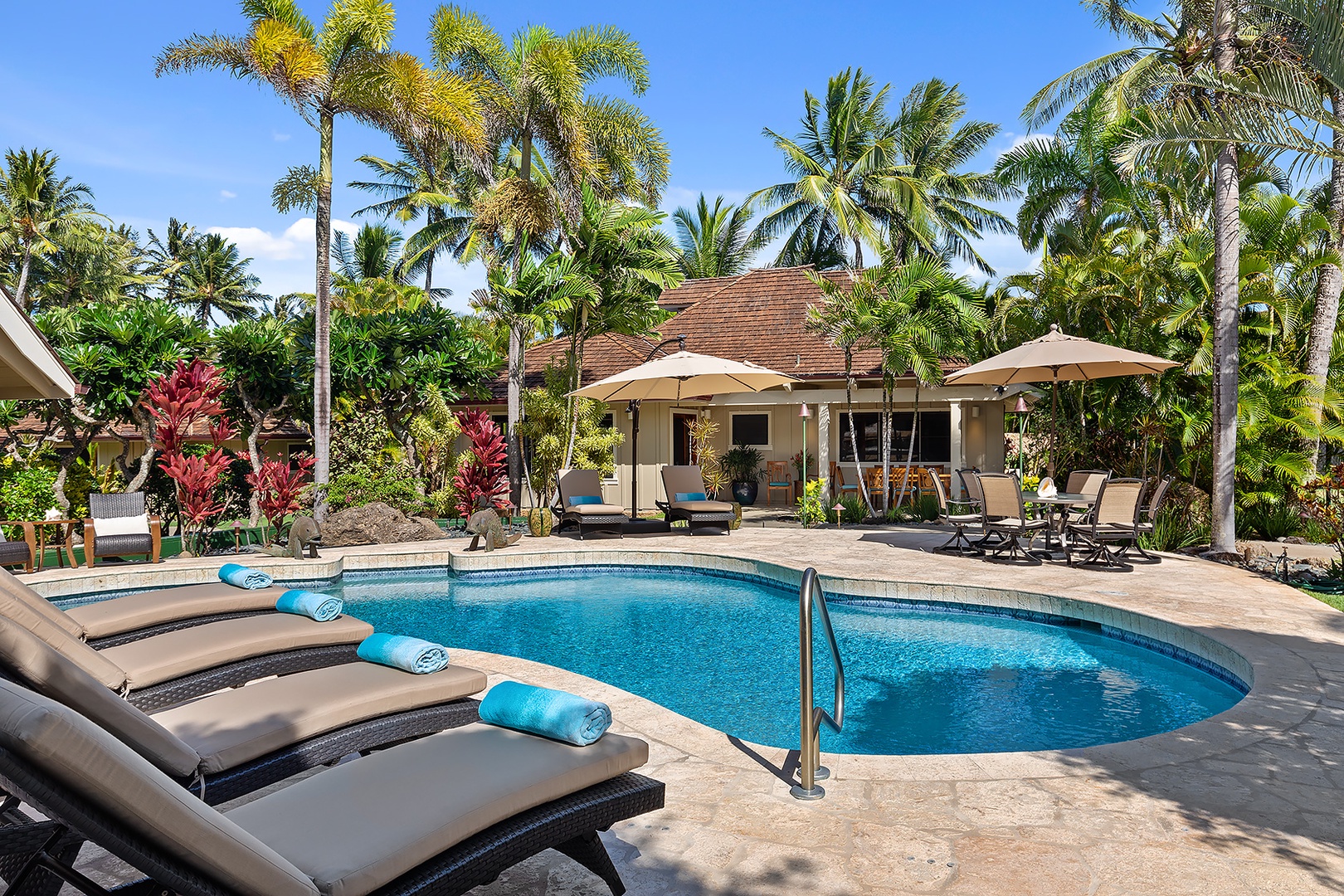 Kailua Vacation Rentals, Kailua Shores Estate 8 Bedroom - Pool