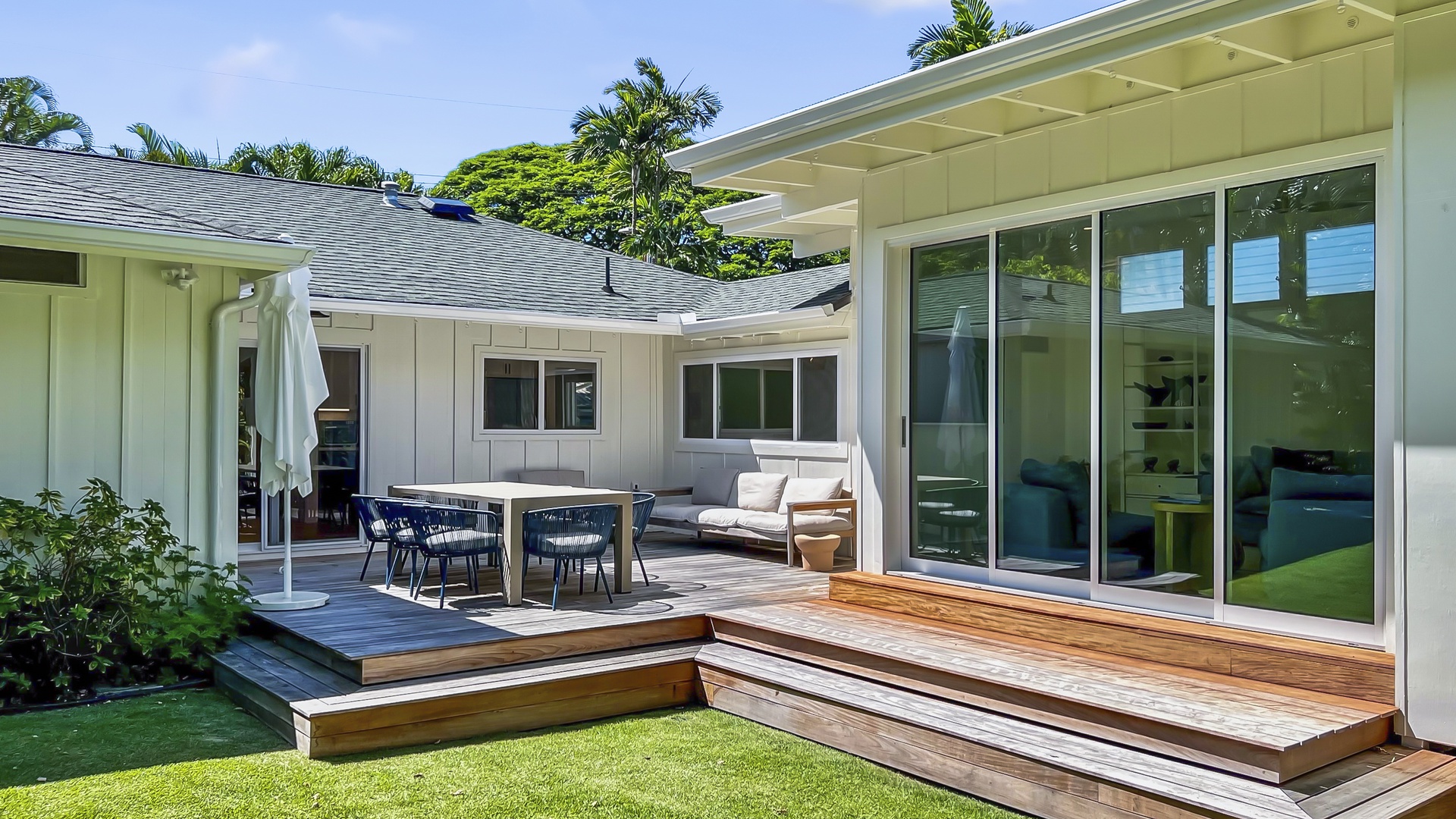 Kailua Vacation Rentals, Lanikai Ola Nani - Gather, unwind, and savor the moments on our open lanai, where every hour feels golden.