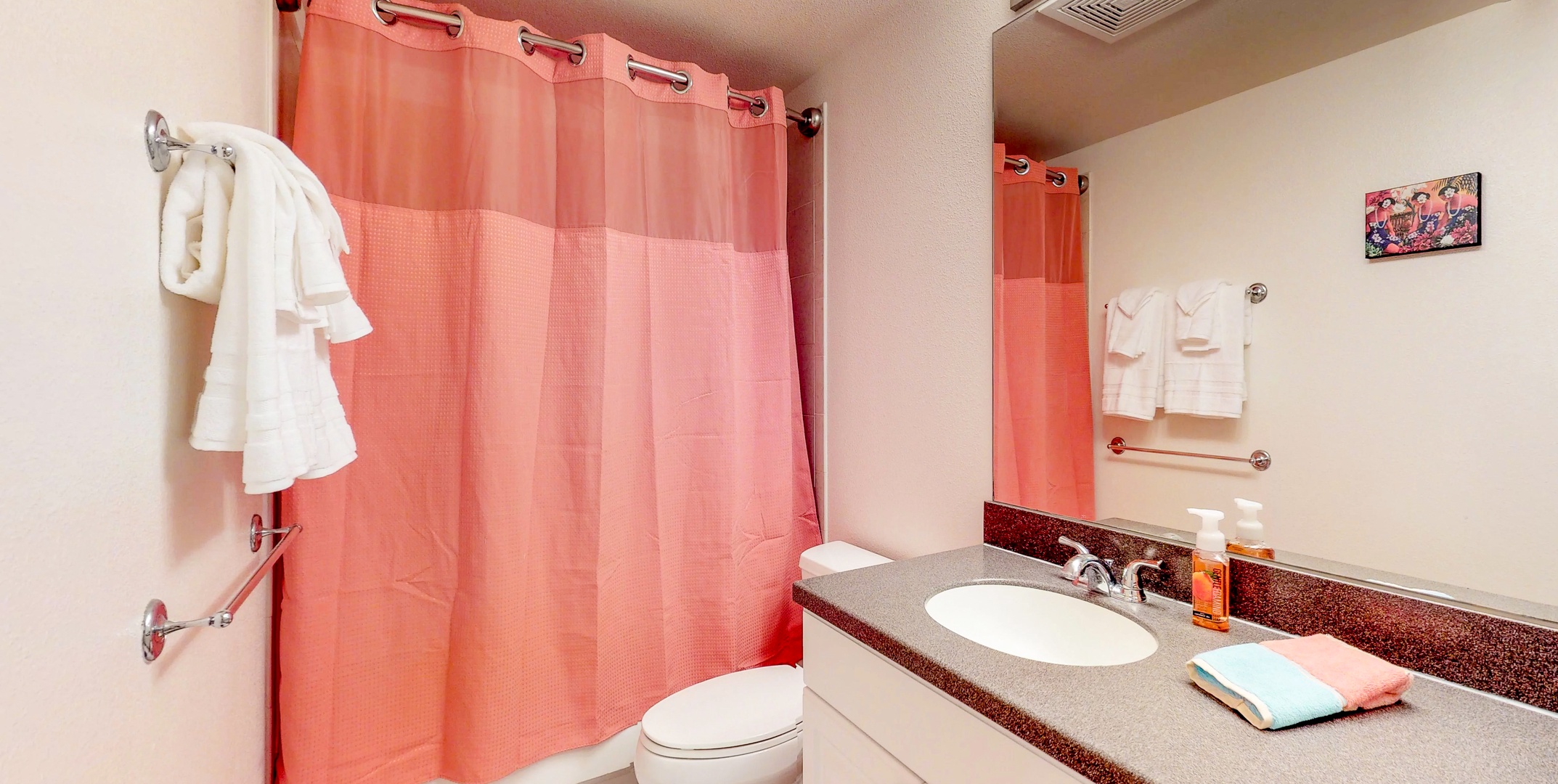 Kapolei Vacation Rentals, Ko Olina Kai 1051D - The full downstairs guest bathroom offers a shower.
