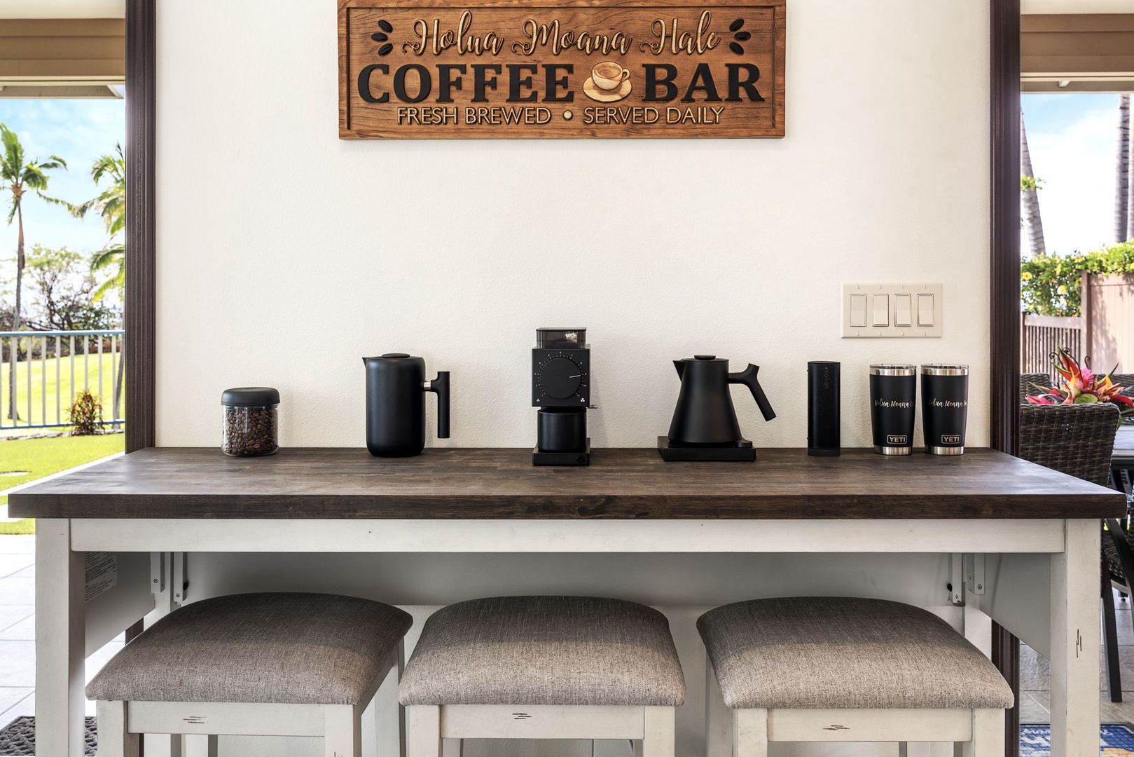 Kailua Kona Vacation Rentals, Holua Moana Hale - Start your day with a fresh brew at the inviting coffee bar.