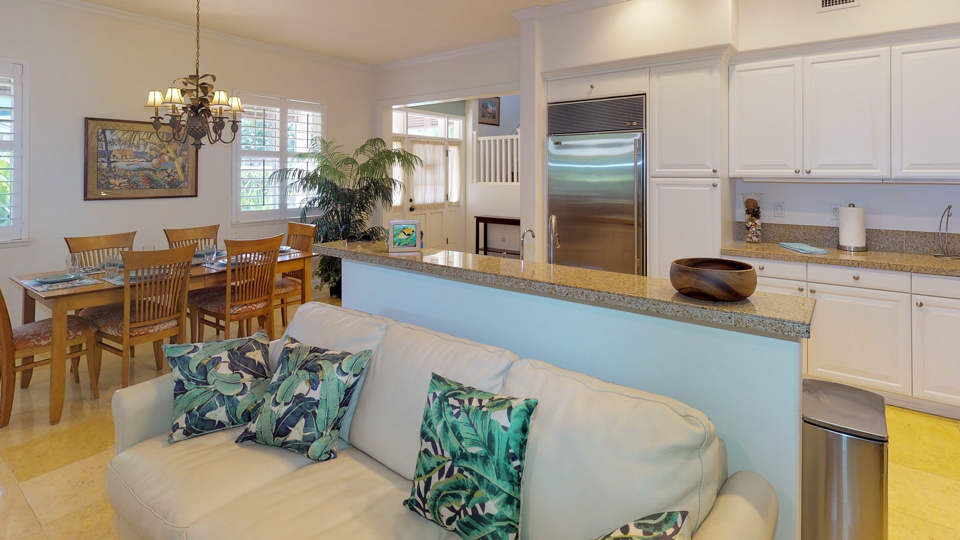 Kapolei Vacation Rentals, Coconut Plantation 1200-4 - The open floor plan connects living, dining and kitchen areas.