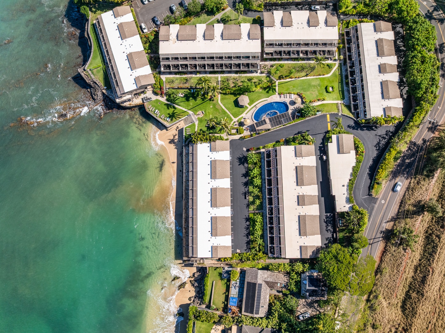 Lahaina Vacation Rentals, Kahana Sunset B4B - Stunning aerial view of Kahana Sunset B4B, with the resort pool and breathtaking ocean views.