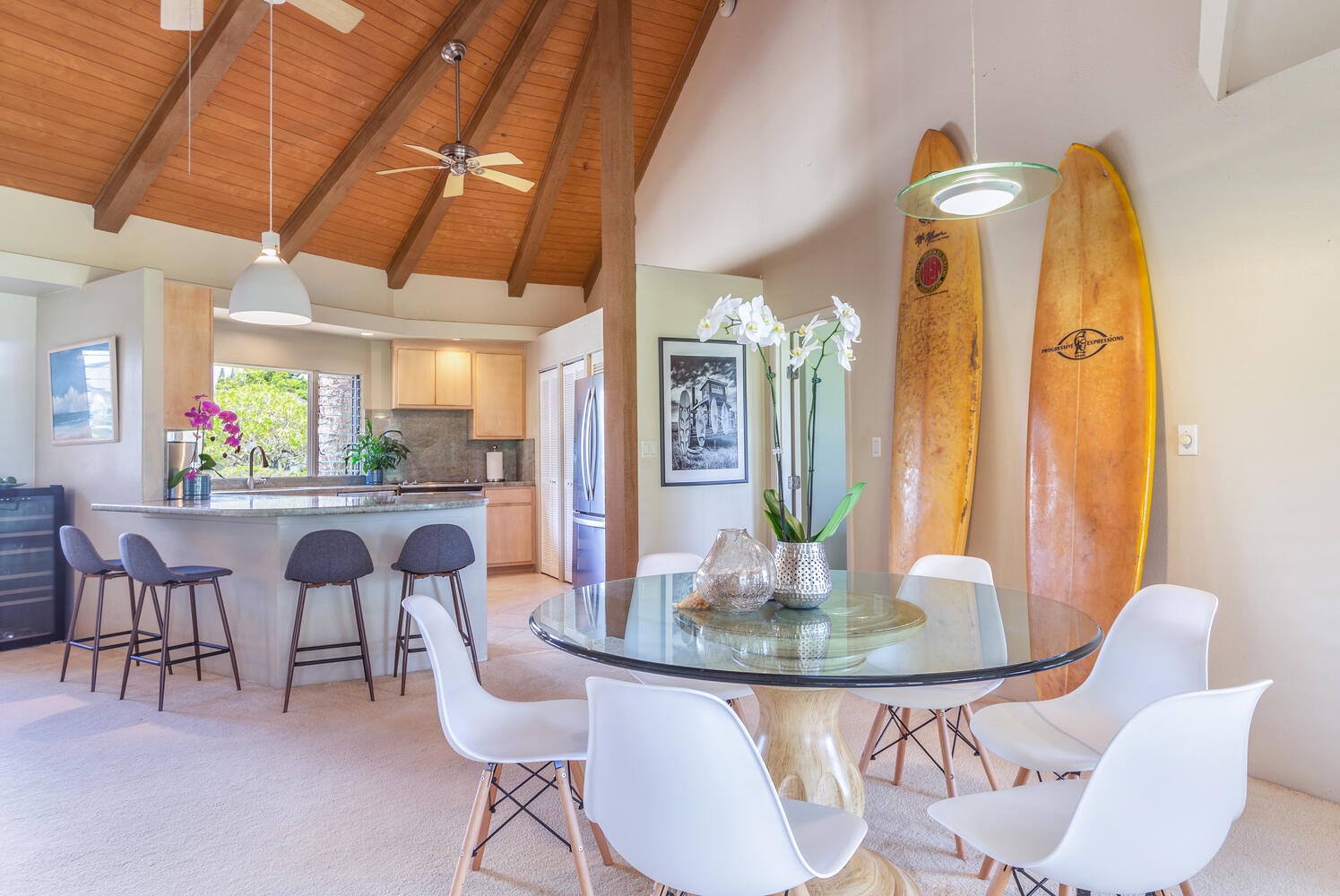 Princeville Vacation Rentals, Wai Puna - Dining area off of kitchen with seating for 6, plus bar seating