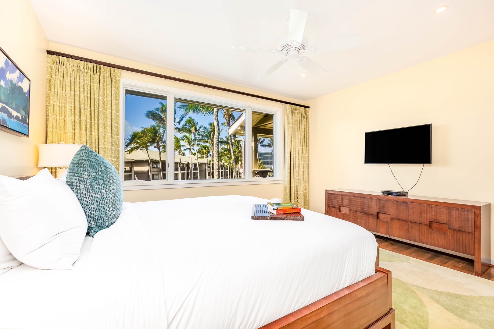 Kahuku Vacation Rentals, Turtle Bay Villas 313 - Third bedroom