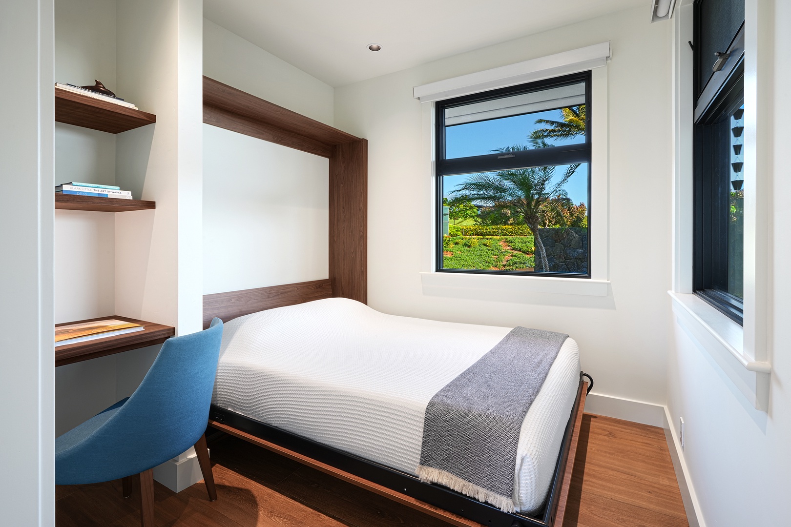 Koloa Vacation Rentals, Ke Kai Nui at Kukuiula - Office with queen size murphy bed