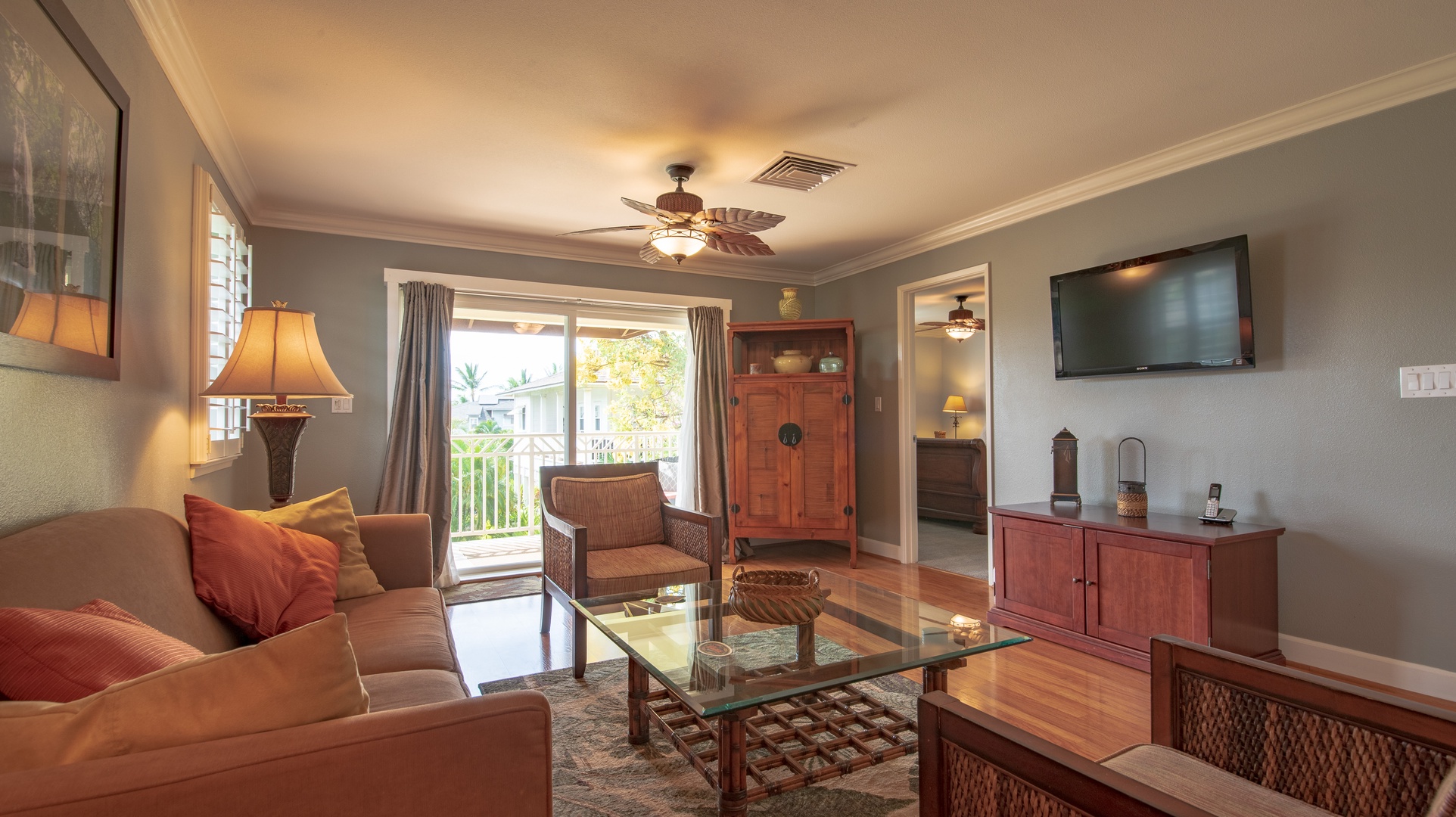 Kapolei Vacation Rentals, Ko Olina Kai 1047B - Enjoy movie night on the TV.