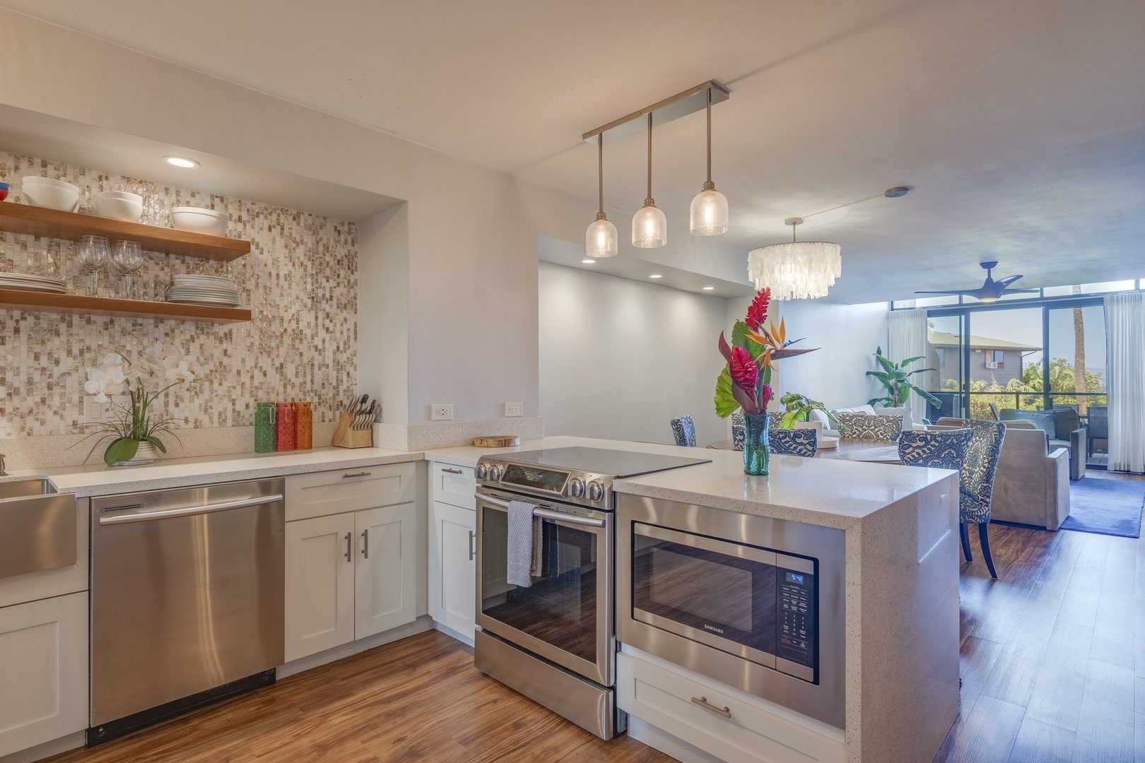 Lahaina Vacation Rentals, Kahana Villas E408 - Enjoy culinary ventures in the kitchen with stainless steel appliances.