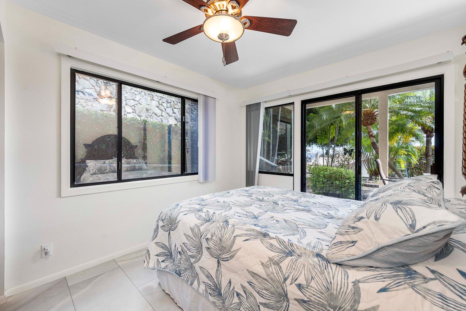 Kailua Kona Vacation Rentals, Kona Dreams - The third guest bedroom has ceiling fan, AC and garden views.