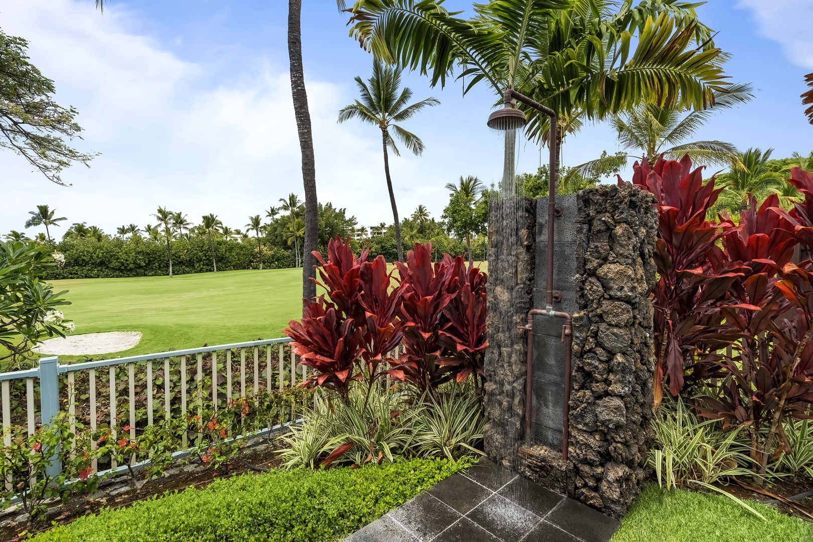 Kailua Kona Vacation Rentals, Holua Kai #27 - Outdoor shower for a nice rinse after the beach!