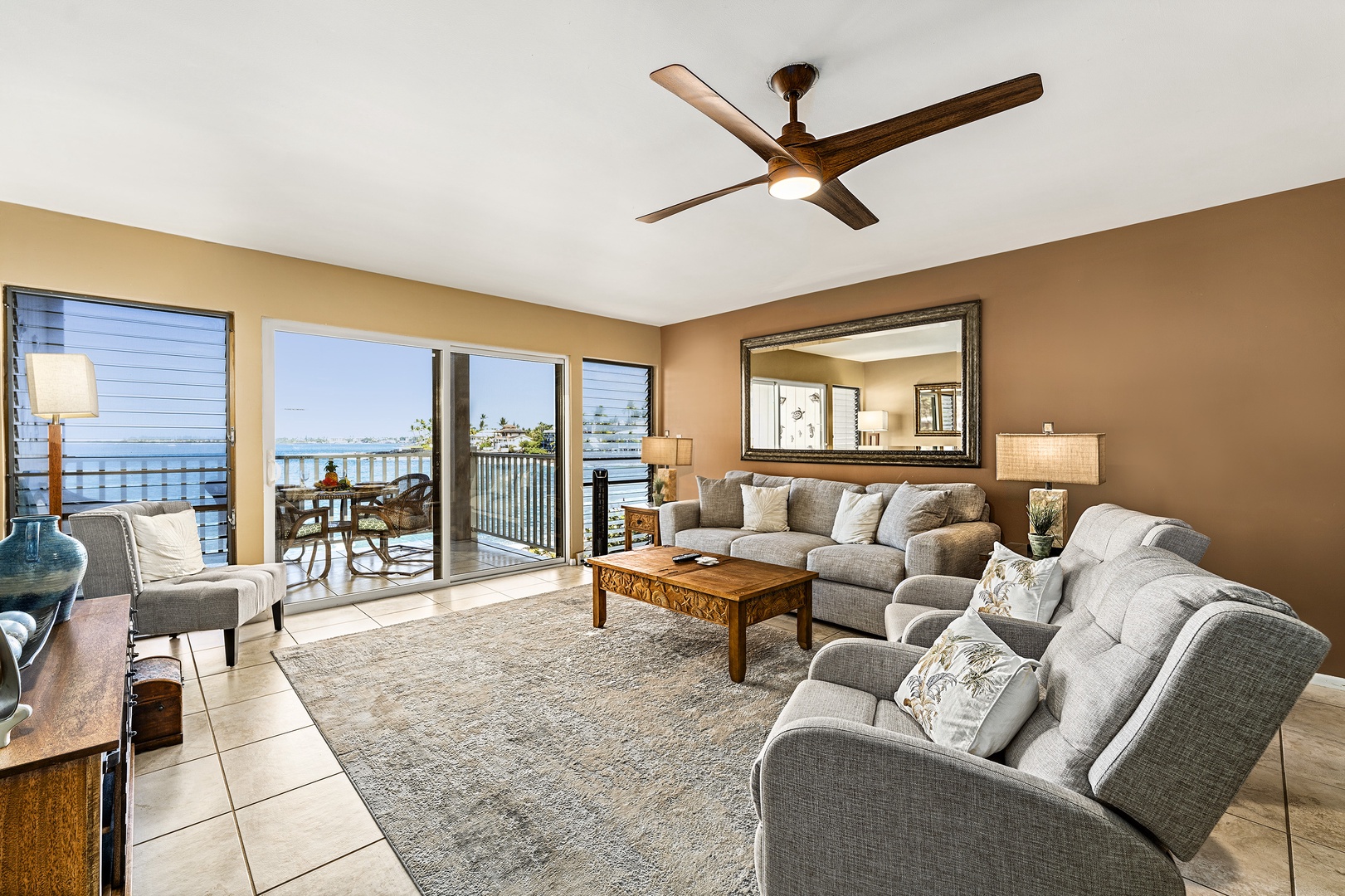 Kailua Kona Vacation Rentals, Sea Village 1105 - Upgraded and comfortably outfitted living room