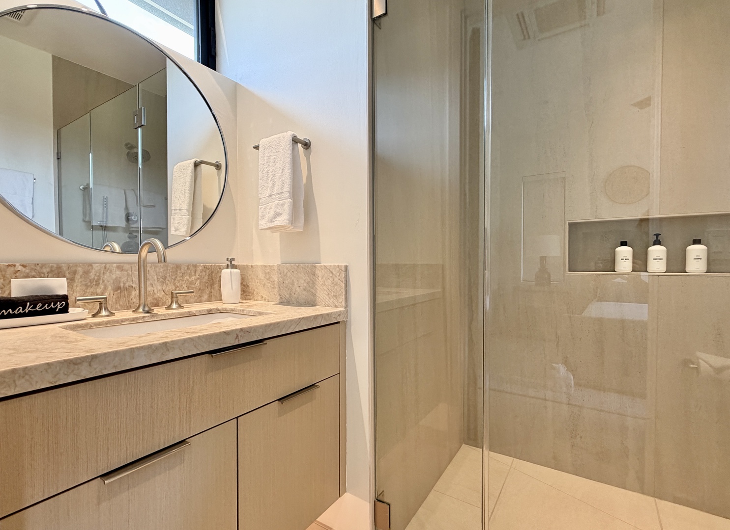 Kamuela Vacation Rentals, 6BD Mauna Lani Lux Golf Estate (6) at One Ocean - A sleek walk-in shower adds a modern touch to this well-appointed Detached Guest Suite Bath (#5)