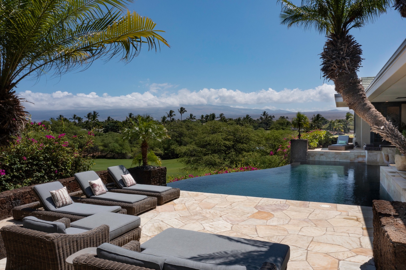 Kamuela Vacation Rentals, Canoe House at Champion Ridge - Soak in breathtaking mountain and ocean views from the lanai loungers.