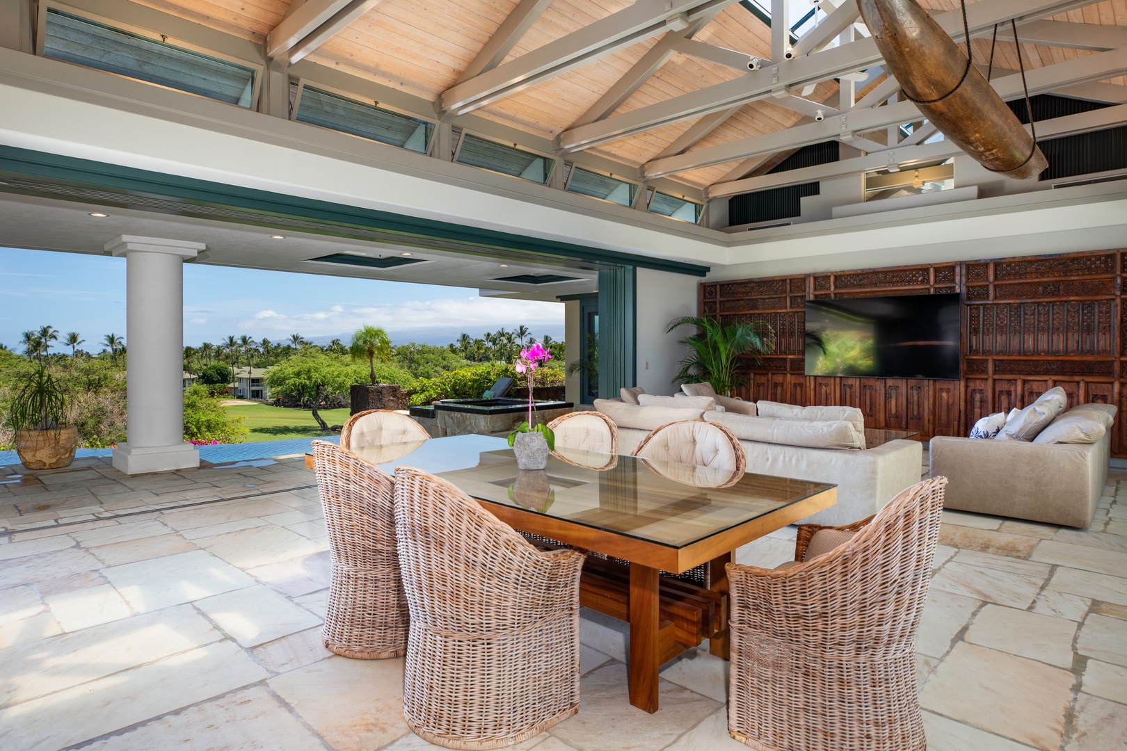 Kamuela Vacation Rentals, Canoe House at Champion Ridge - Slide open the doors and blend indoor comfort with outdoor breezes.
