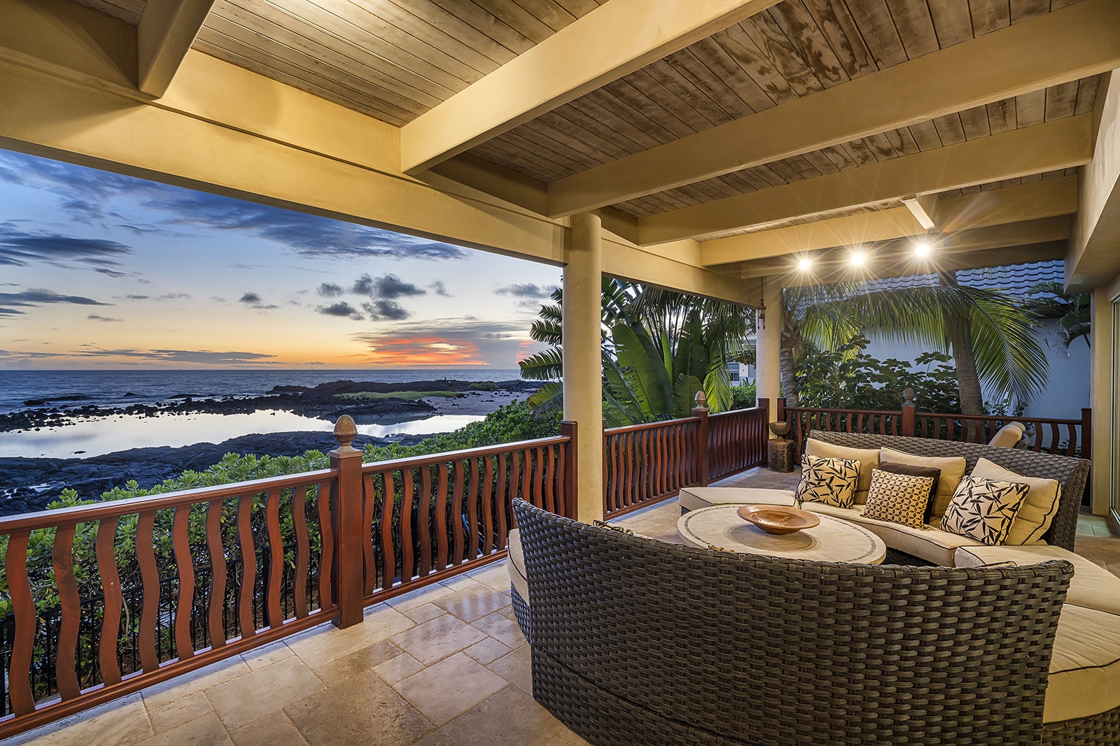 Kailua Kona Vacation Rentals, Mermaid Cove - Relaxing sunsets nightly!