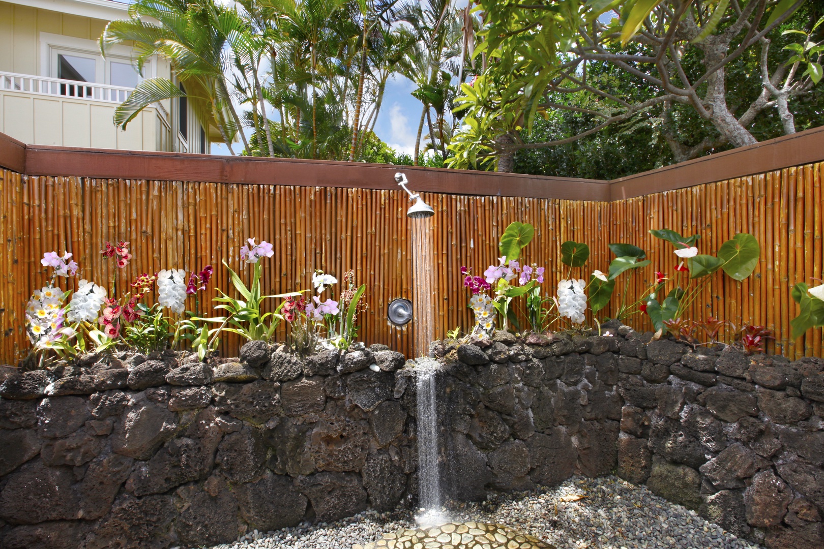 Koloa Vacation Rentals, Plantation Cottage at Poipu - Lava rock shower