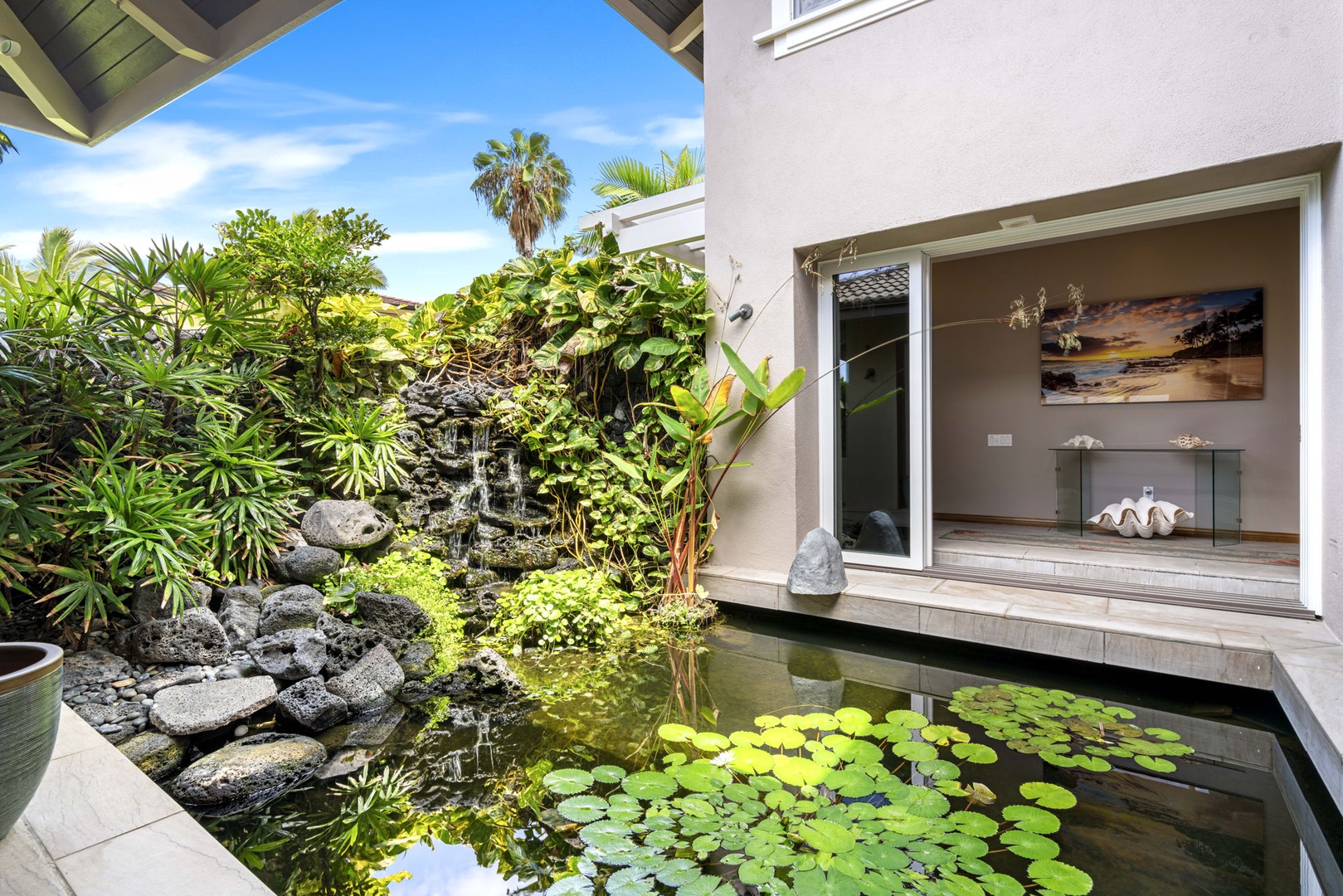 Kailua Kona Vacation Rentals, Ali'i Point #9 - Koi pond fountain within the atrium of the home