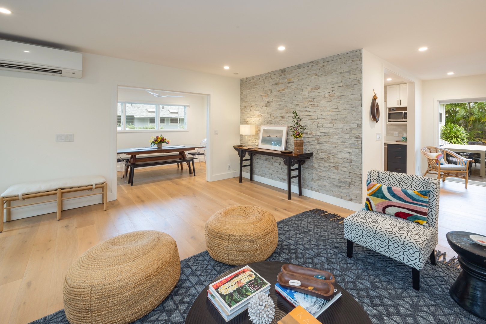 Kailua Vacation Rentals, Lanikai Ola Nani - This elegantly appointed living room offers a stylish yet relaxed setting for connection, conversation, and quiet moments.