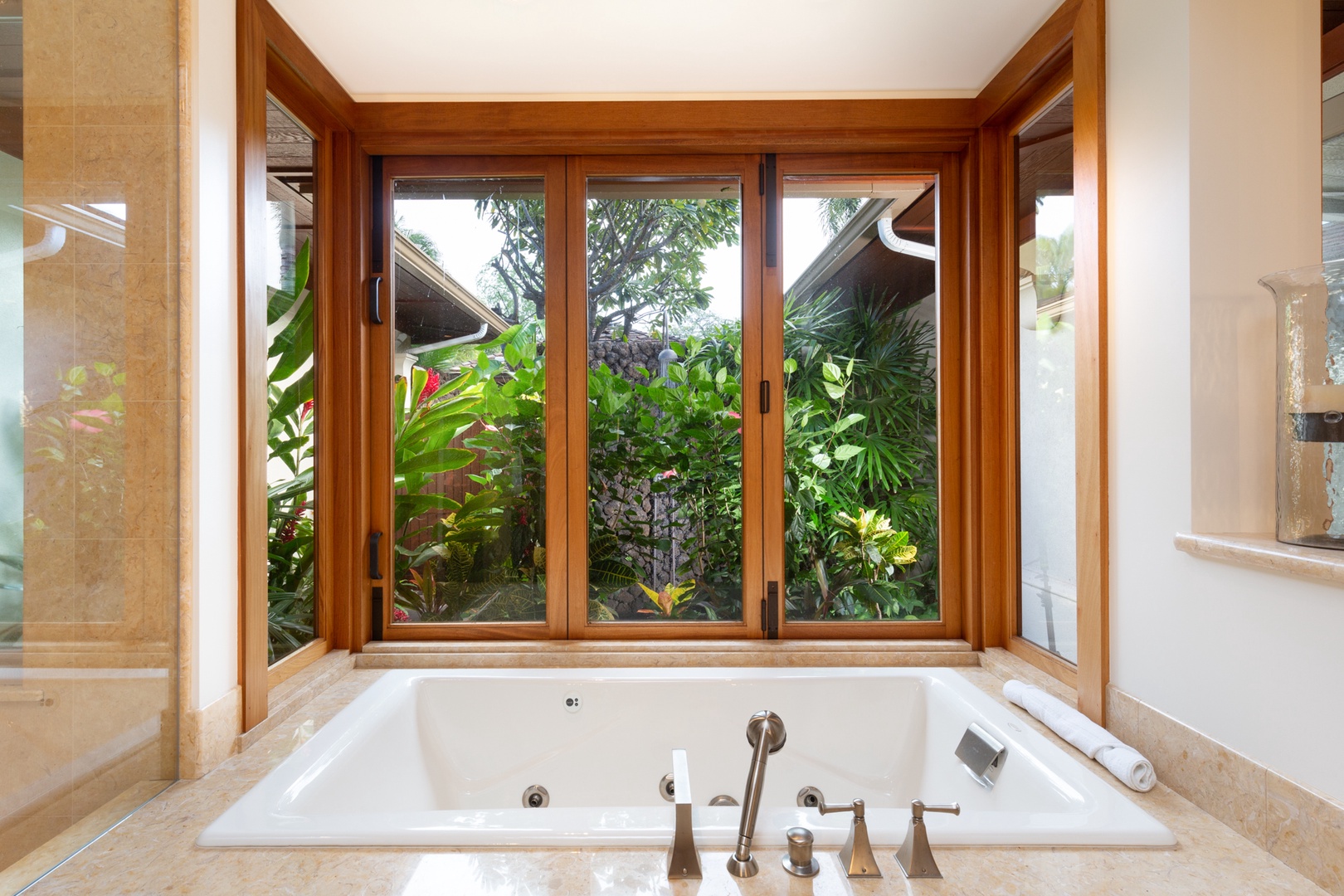 Kailua Kona Vacation Rentals, 4BD Hainoa Estate (102) at Hualalai Resort - Oversized soaking tub with views of the tropical atrium