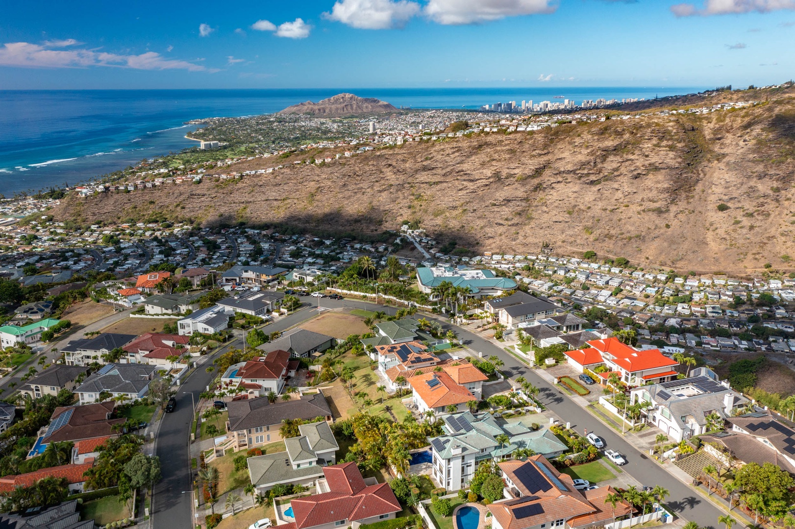 Honolulu Vacation Rentals, Sky Ridge House - Aerial shot of the neighborhood.