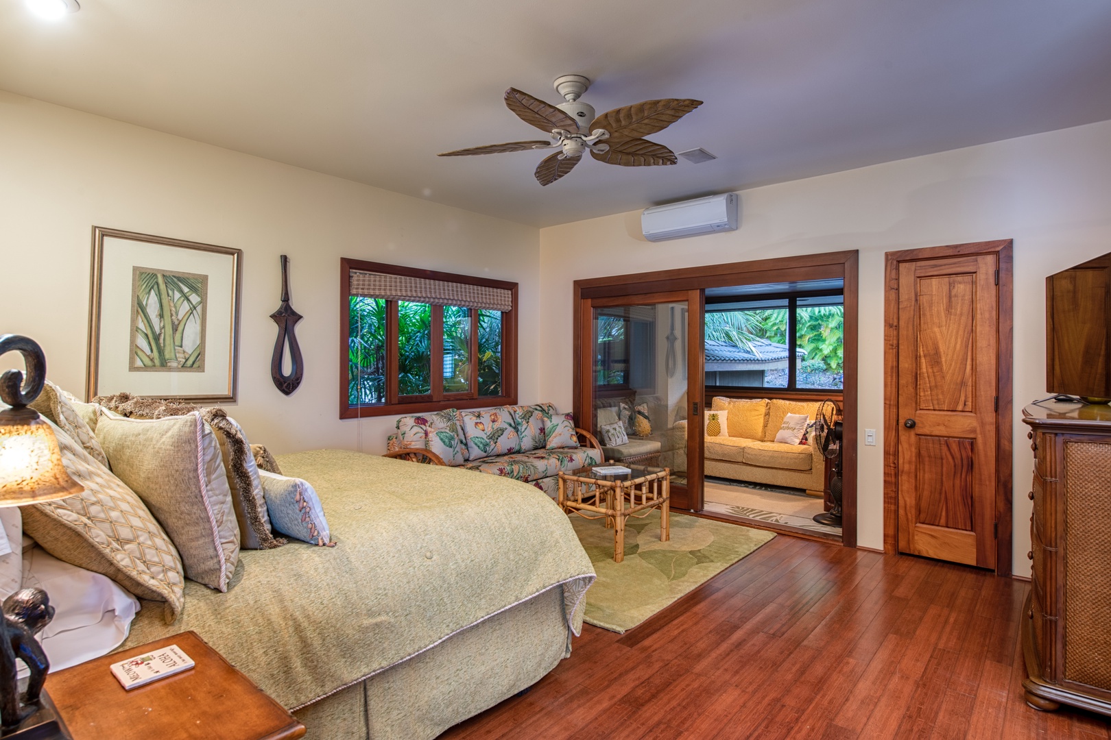 Kailua Kona Vacation Rentals, Hale Wailele** - Guest bedroom pavilion with private ensuite