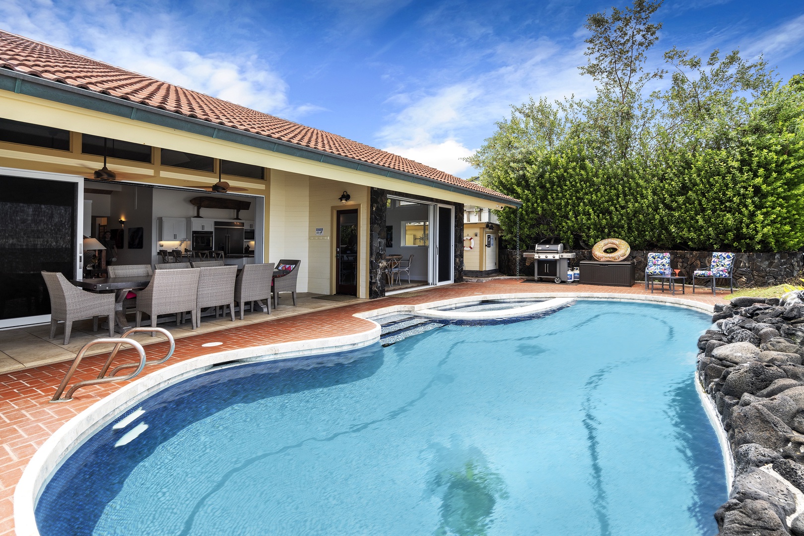 Kailua Kona Vacation Rentals, Hale Pua - Solar heated pool will be enjoyed by all!