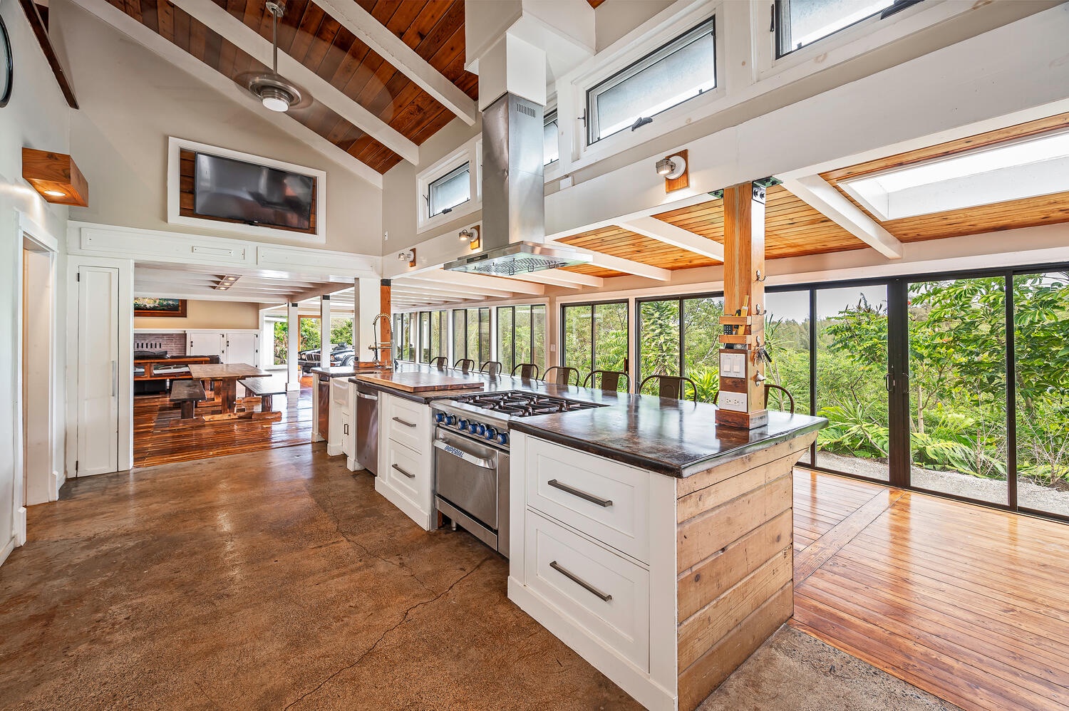 Haleiwa Vacation Rentals, Mele Makana - The massive kitchen features stainless steel appliances and ample counter space including Smart TV.