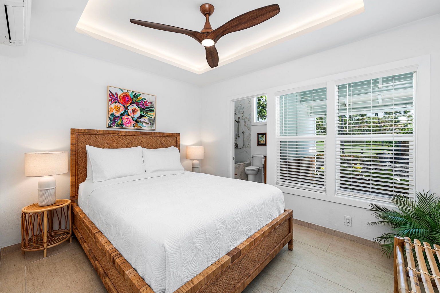 Kailua Kona Vacation Rentals, Manukai Hale - Welcoming King bedroom with all the comforts