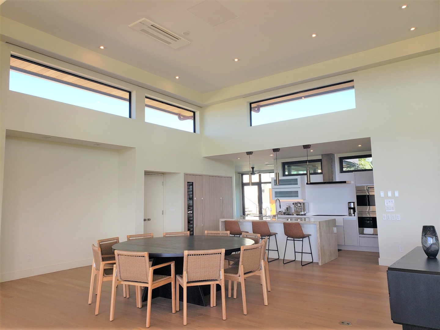 Kamuela Vacation Rentals, Hapuna Estates #8 - Dining room towards the kitchen