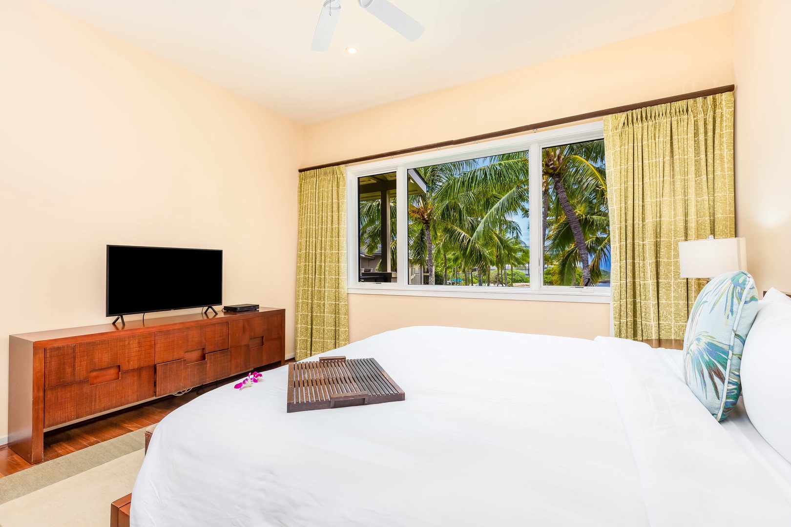 Kahuku Vacation Rentals, Turtle Bay Villas 310 - Primary Bedroom