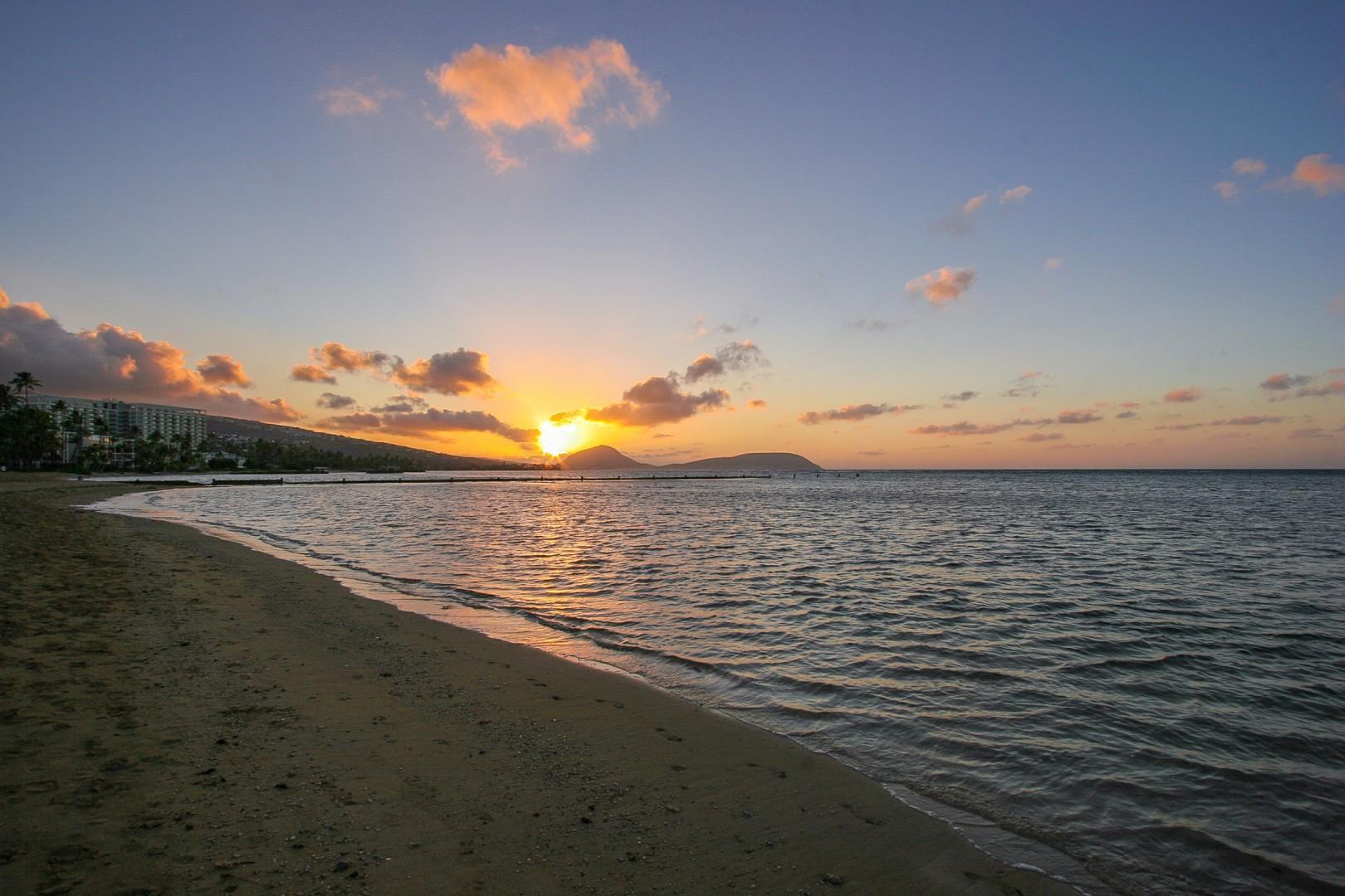 Honolulu Vacation Rentals, Kahala Seaside - Kahala Beach