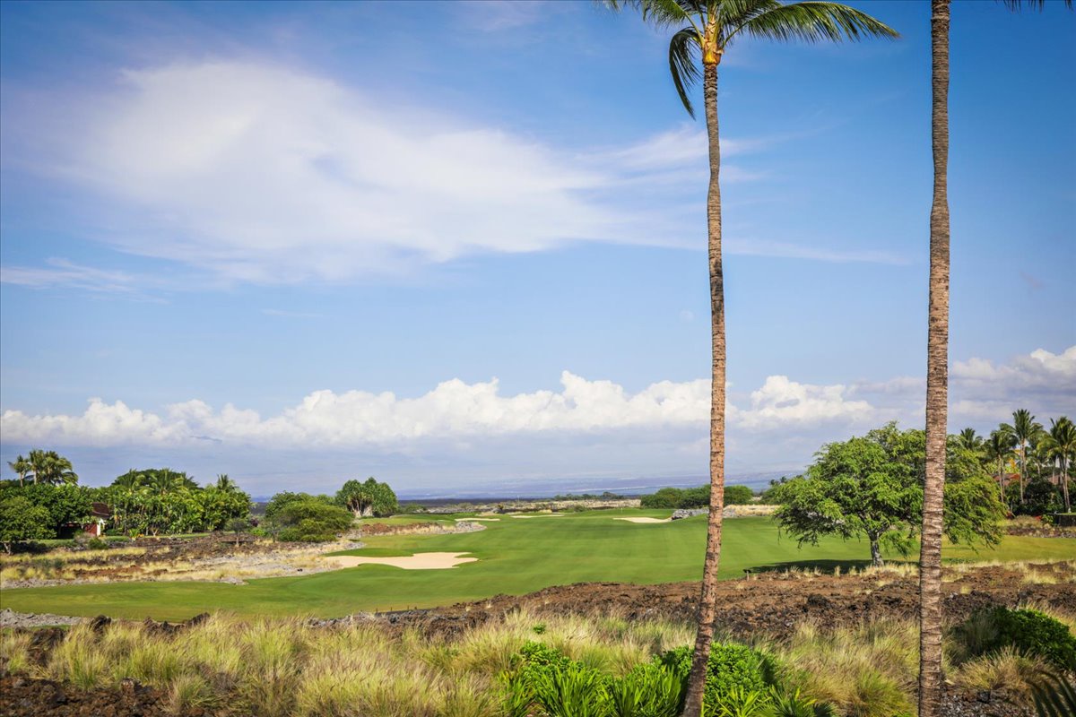 Kailua Kona Vacation Rentals, 3BD Ka'ulu Villa (129B) at Hualalai Resort - The Nicklaus #4 fairway of the resort with breathtaking ocean and Maui views.