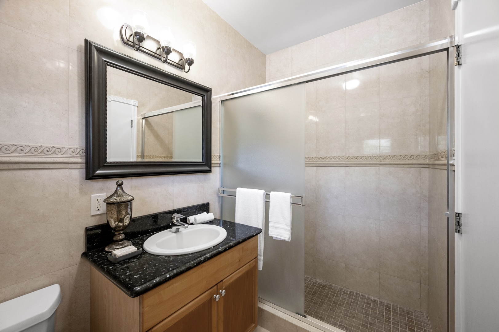 Honolulu Vacation Rentals, Lotus on a Hill* - Full Bath with single vanity and walk-in shower