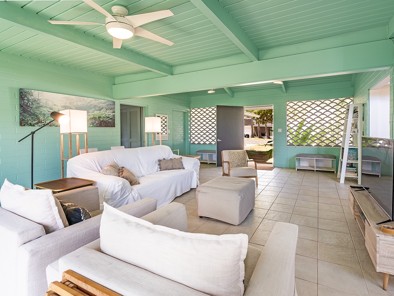 Kailua Vacation Rentals, Hale Kalio - 