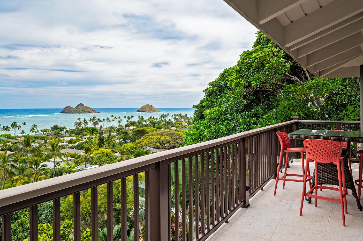 Kailua Vacation Rentals, Hale Lani - See the heavenly views of the ocean and Mokulua Islands