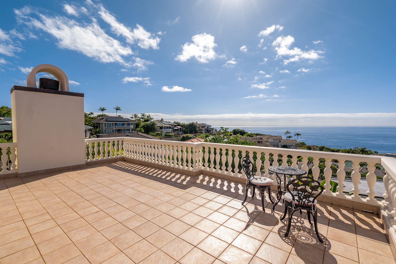 Honolulu Vacation Rentals, Hawaii Ridge Getaway - Private deck with lots of ocean views.